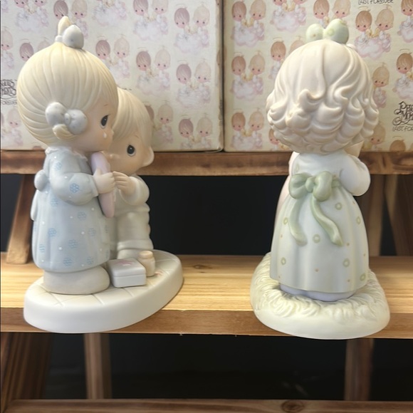 Precious Moments Pastel Figurine Set - Picture 4 of 6